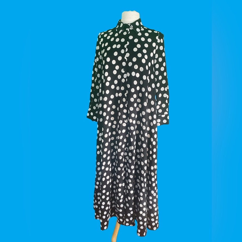 Carolina Herrera 2020 Resort blacn white Polka Dot Maxi Dress aso Kelly Clarkson
